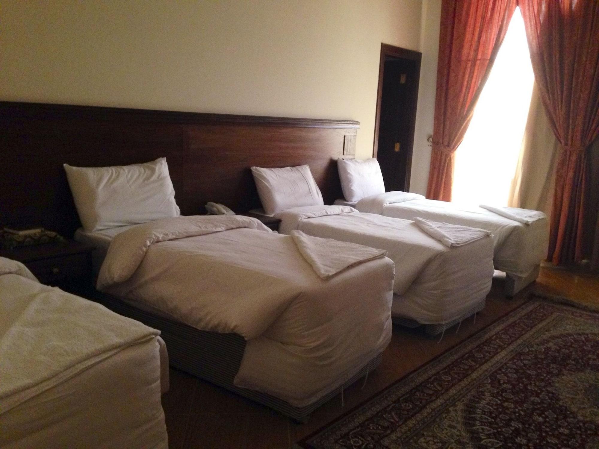 Qasr Al Azizia Hotel La La Mecca Esterno foto